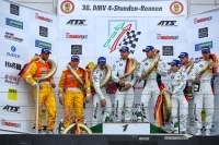 Brück fährt beim VLN Saisonauftakt auf das Podium